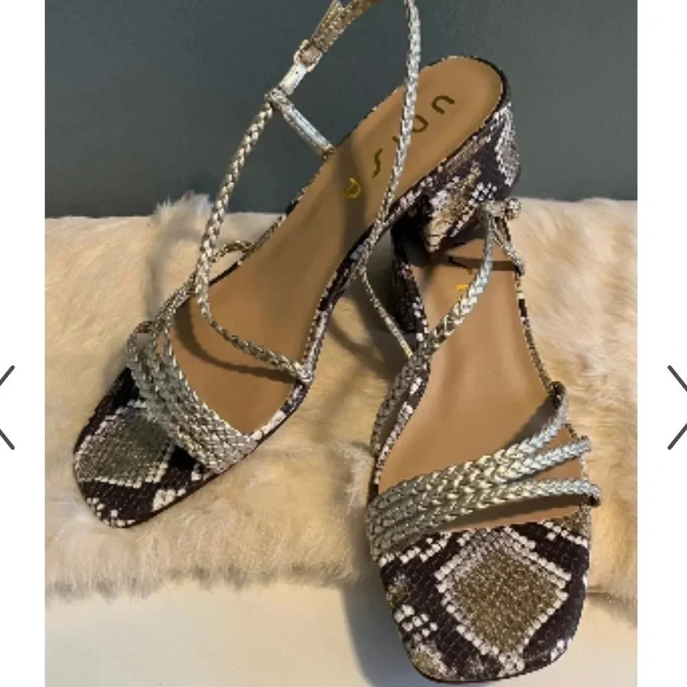 Unisa Rad Gold Metallic Print  Dressy Strappy Sandal size 9.5